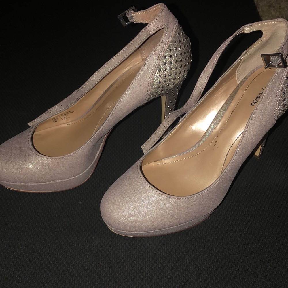 style and co heels